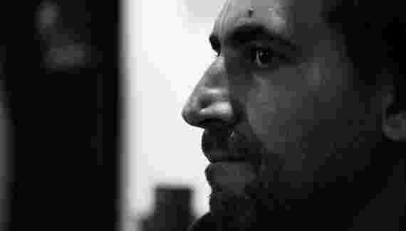 Murat Özyaşar: Když člověk nepíše na rovinu, snaží se víc dělat literaturu